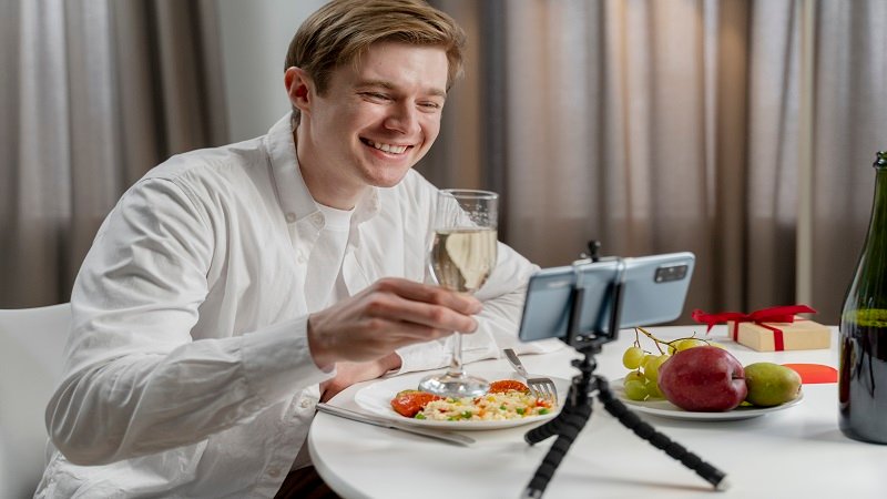 Jalbiteblog Food Trend: Bite-Sized, Digital-First Eating for 2025–2026